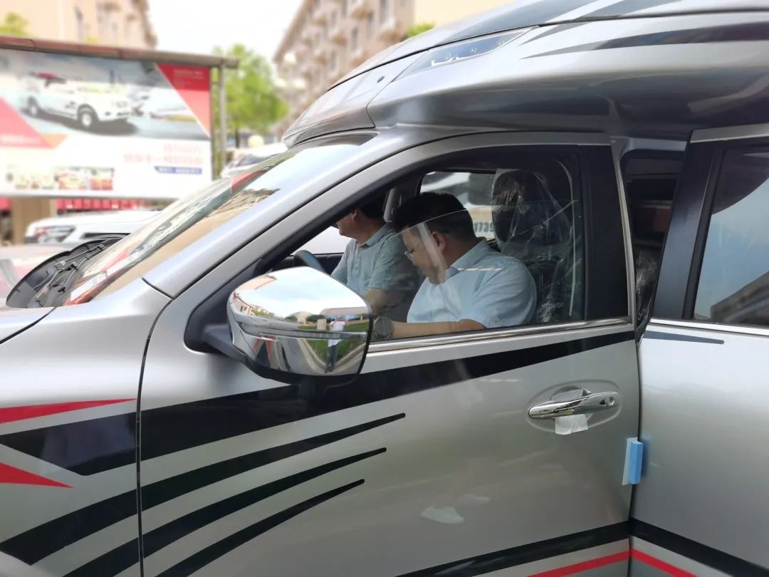 邵东市人大常委会党组书记杨肇晖一行调研霞客乐汽车